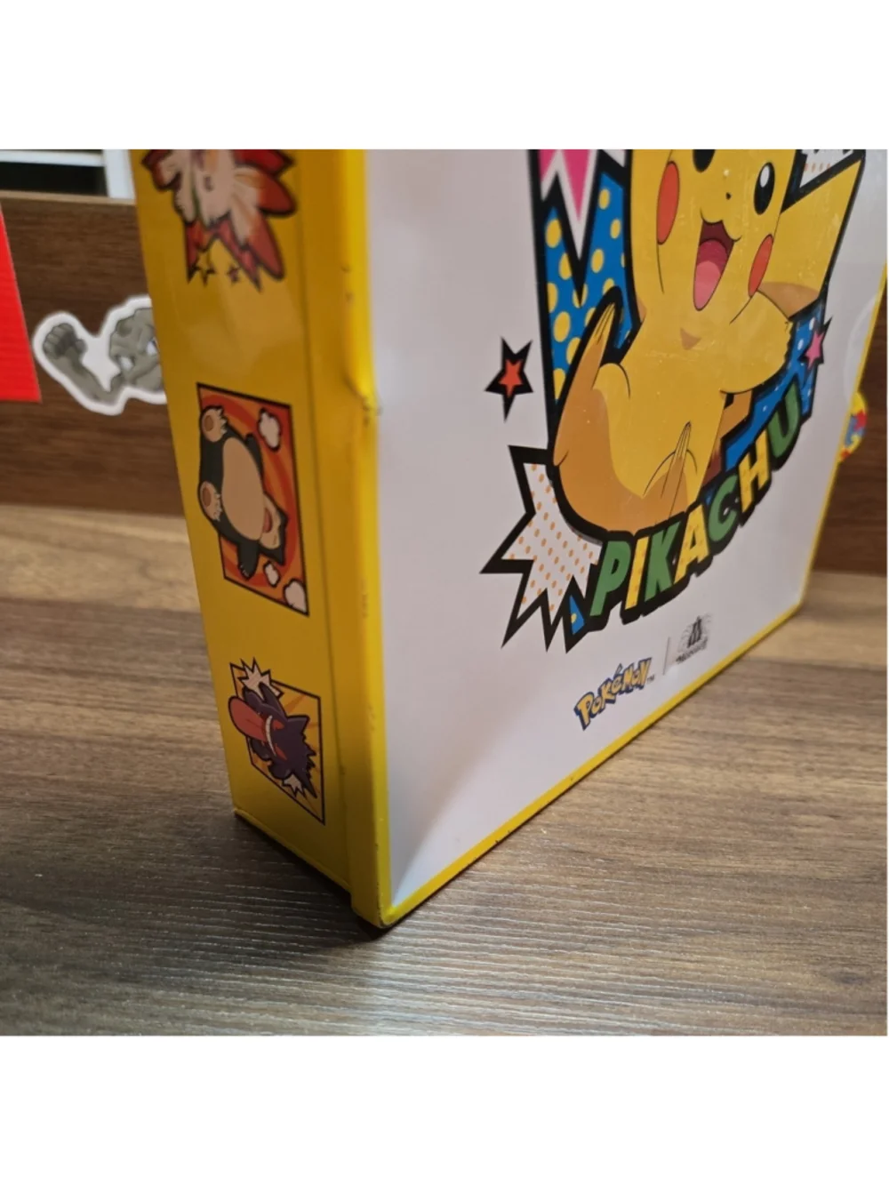 Pokemon this tin